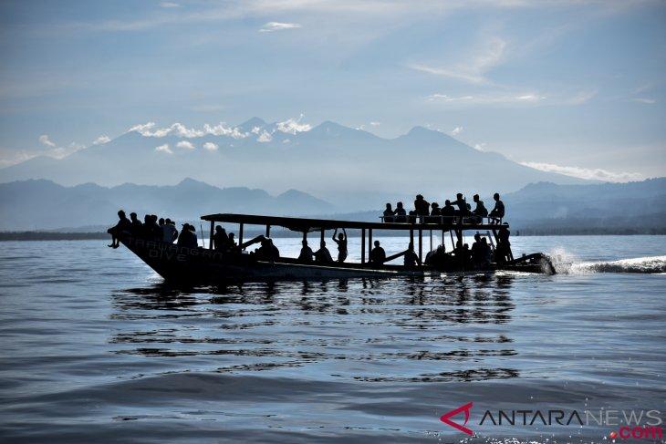 Wisata-Perairan-Tiga-Gili-271118-AS-2